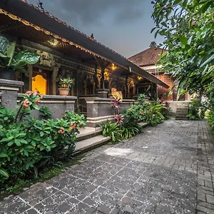 tegar-guest-house-ubud.ubudhotelsnow.com/